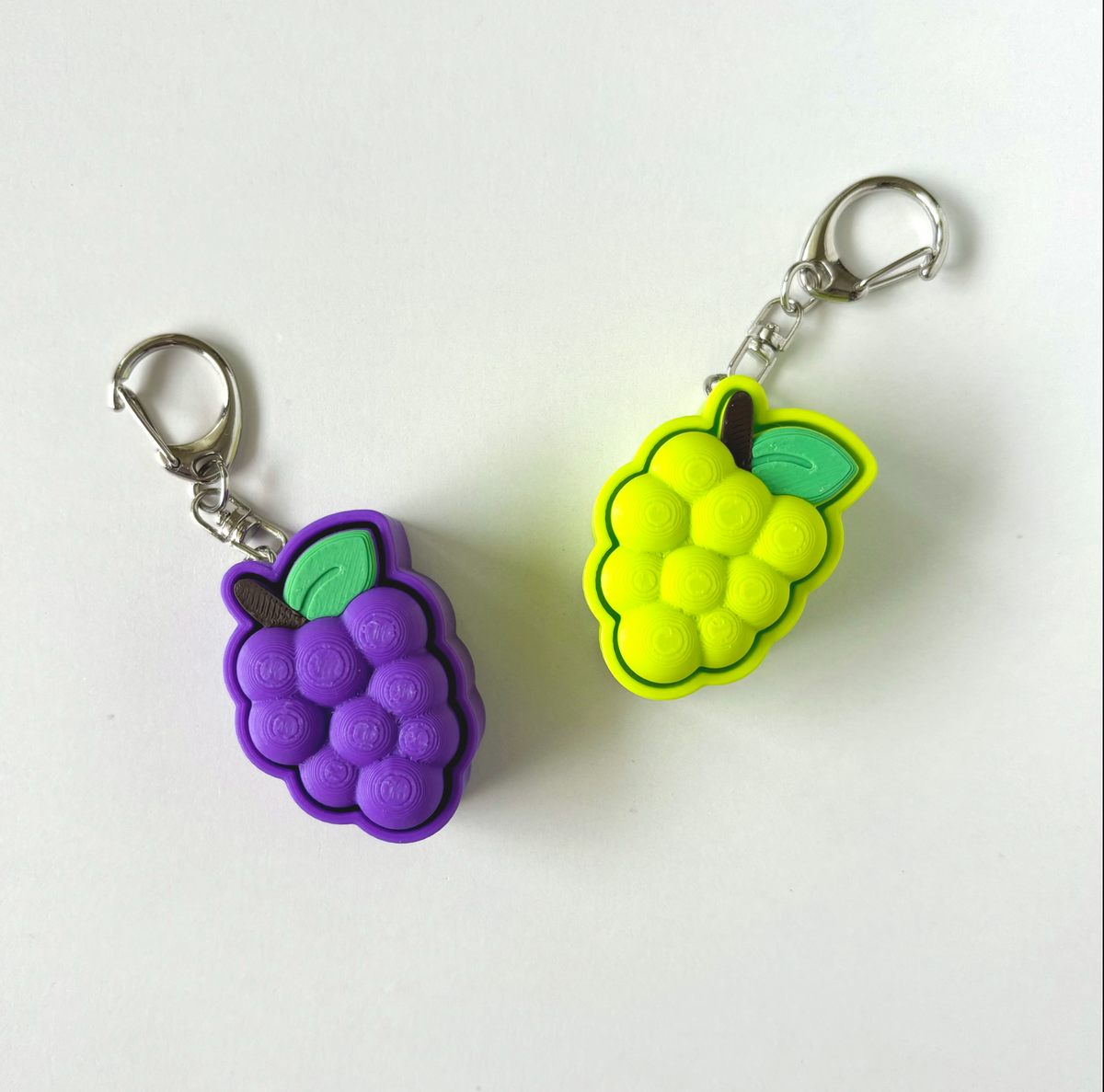 🍓 Kawaii Fruit &amp; Food Clickers — Pick Your Favorite!