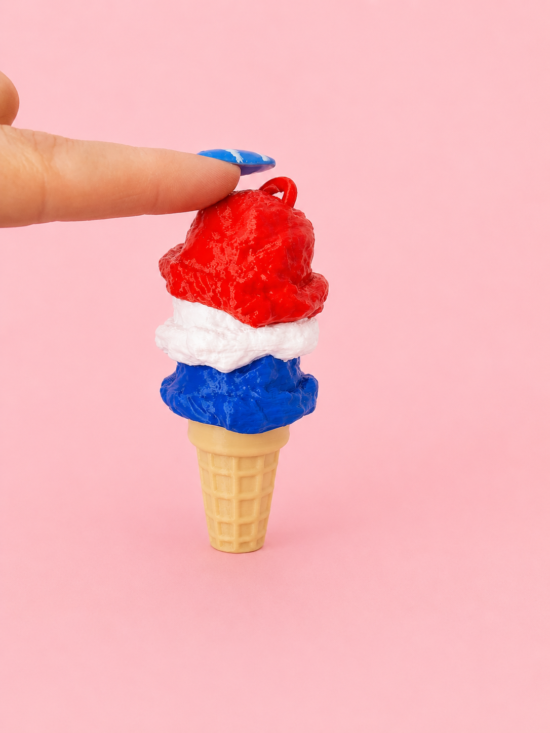 🇺🇸 Patriotic Ice Cream Cone Fidget Keychain