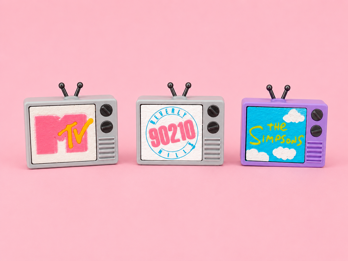 Retro TV Clicker Collection 📺✨