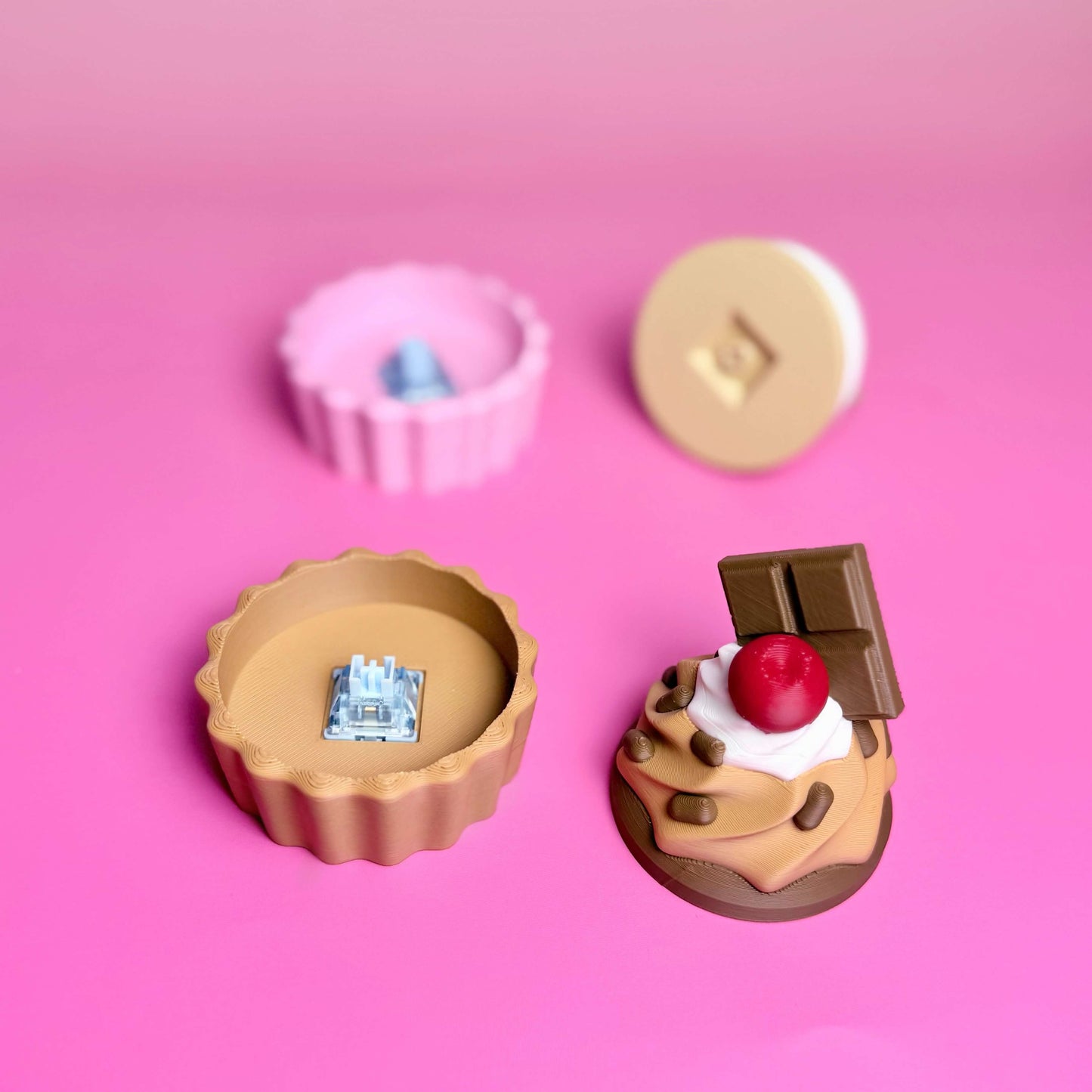 🧁 Tiny Cakes. Big Serotonin | Kawaii Cupcake Clickers