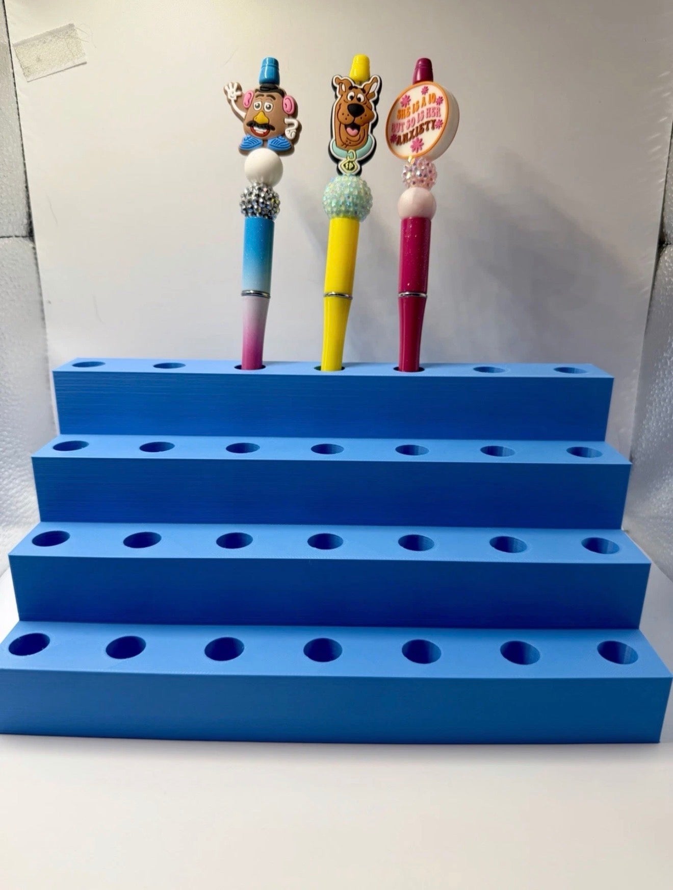 Stitch 28 Pen Display