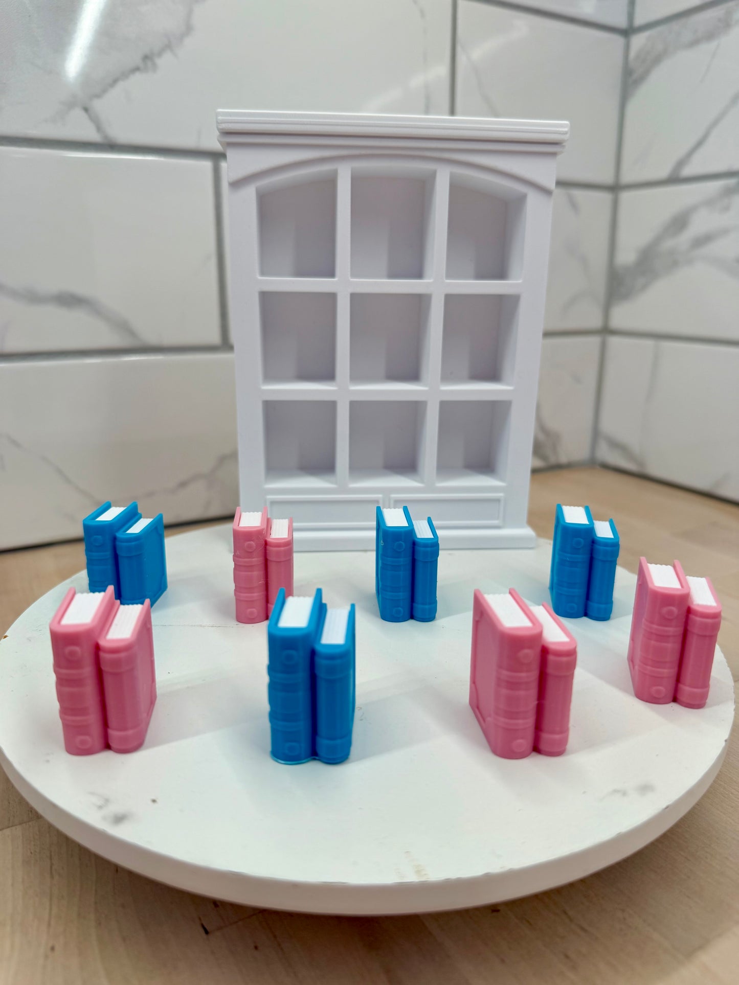 Book Shelf With Books Tic Tac Toe Game