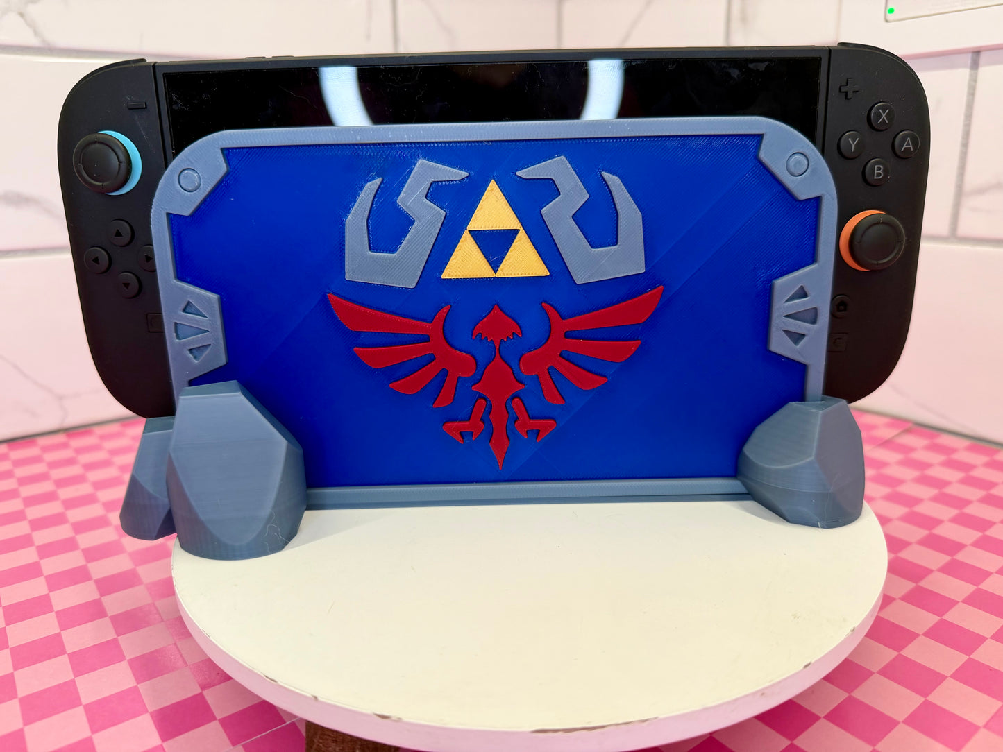 Shield-Inspired Switch Dock Stand| Aesthetic Game Setup Holder