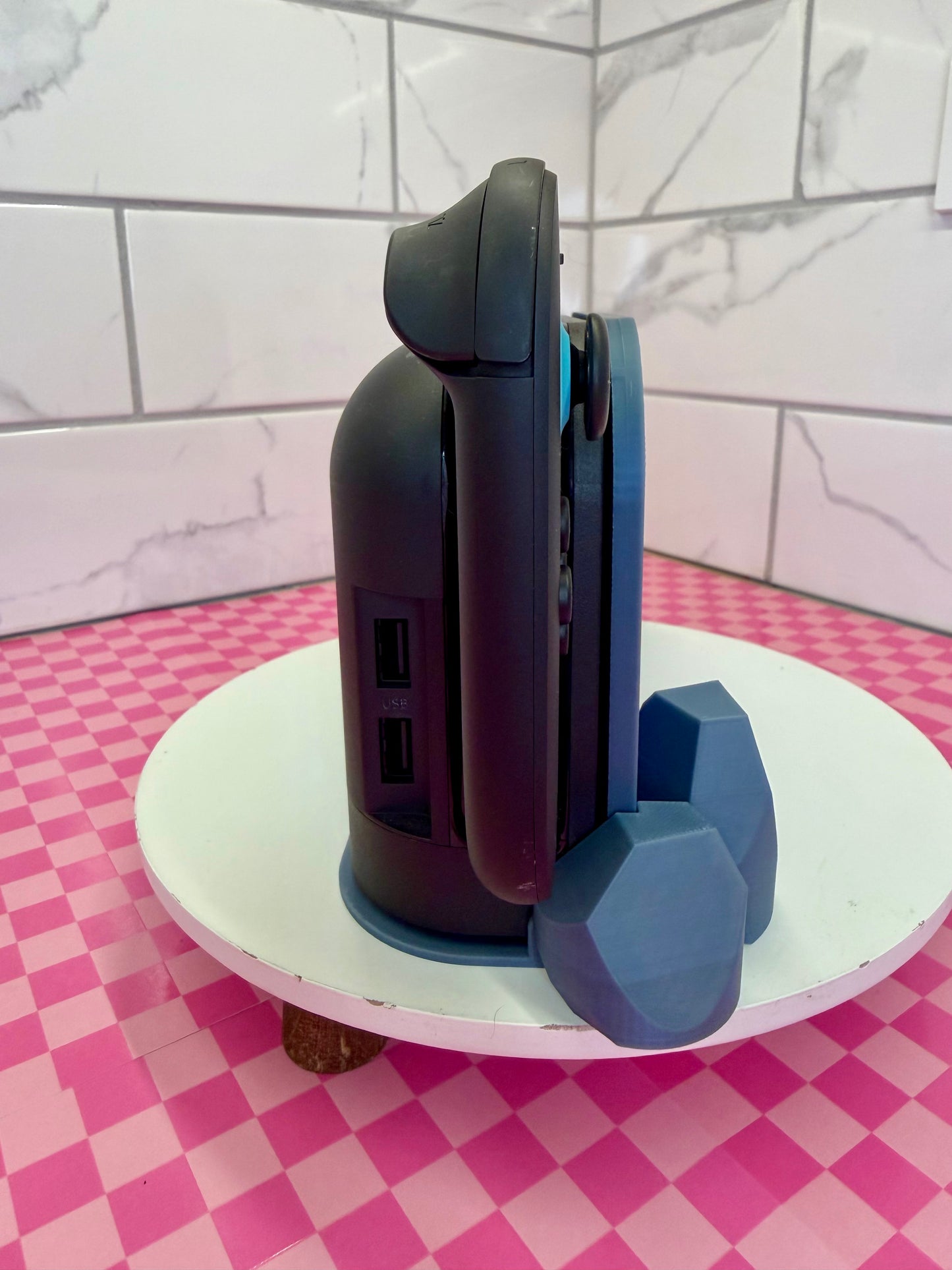 Shield-Inspired Switch Dock Stand| Aesthetic Game Setup Holder