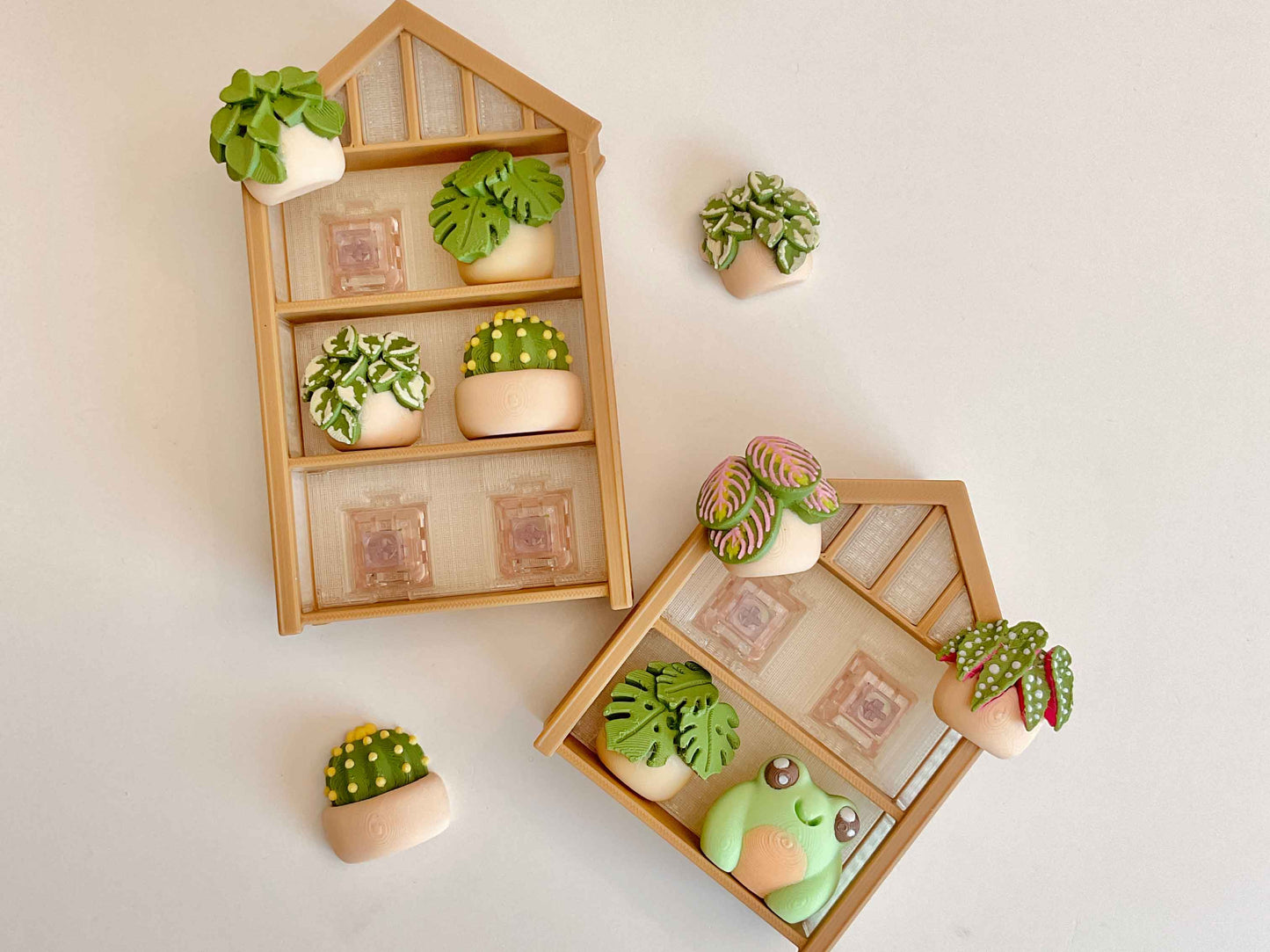 🌿✨ Tiny Plant Greenhouse Clicker Set ✨🌿